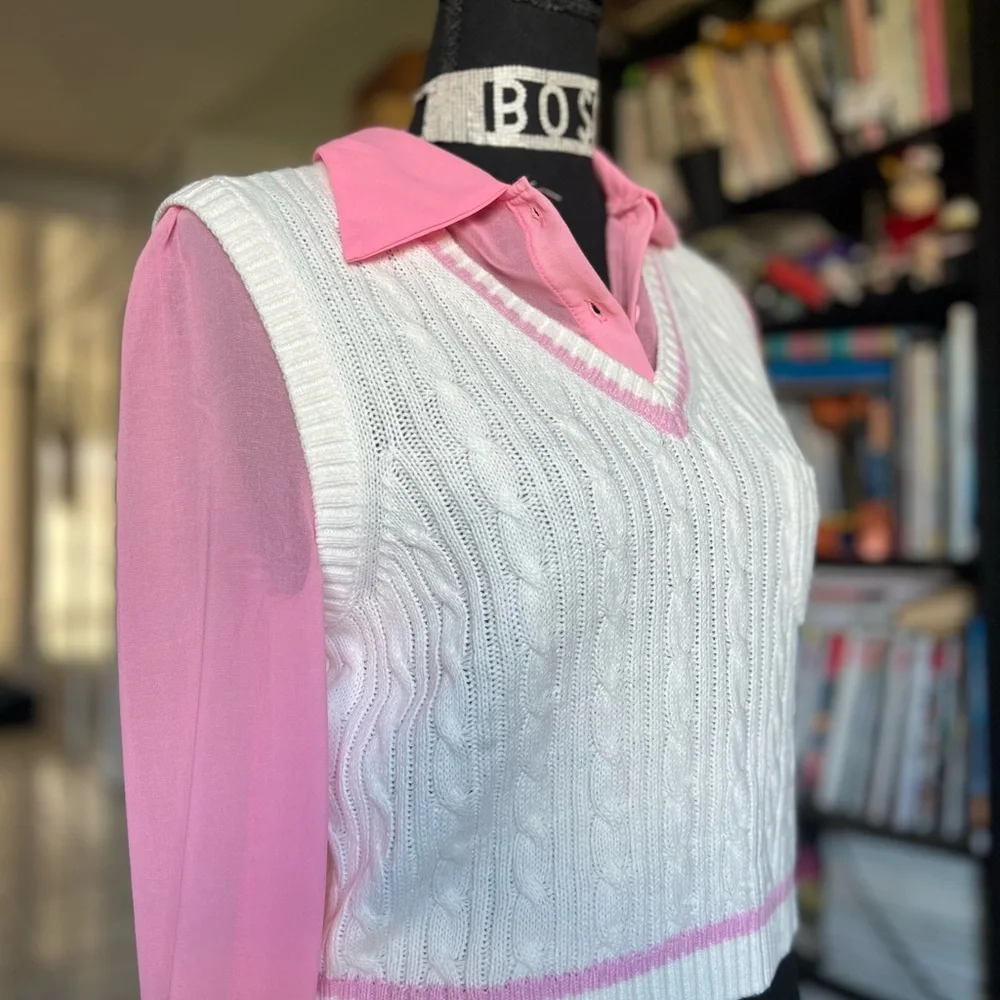 Cozy White and Pink V-Neck Sweater with Soft Knit and Classic Fit - Picture 7 of 8